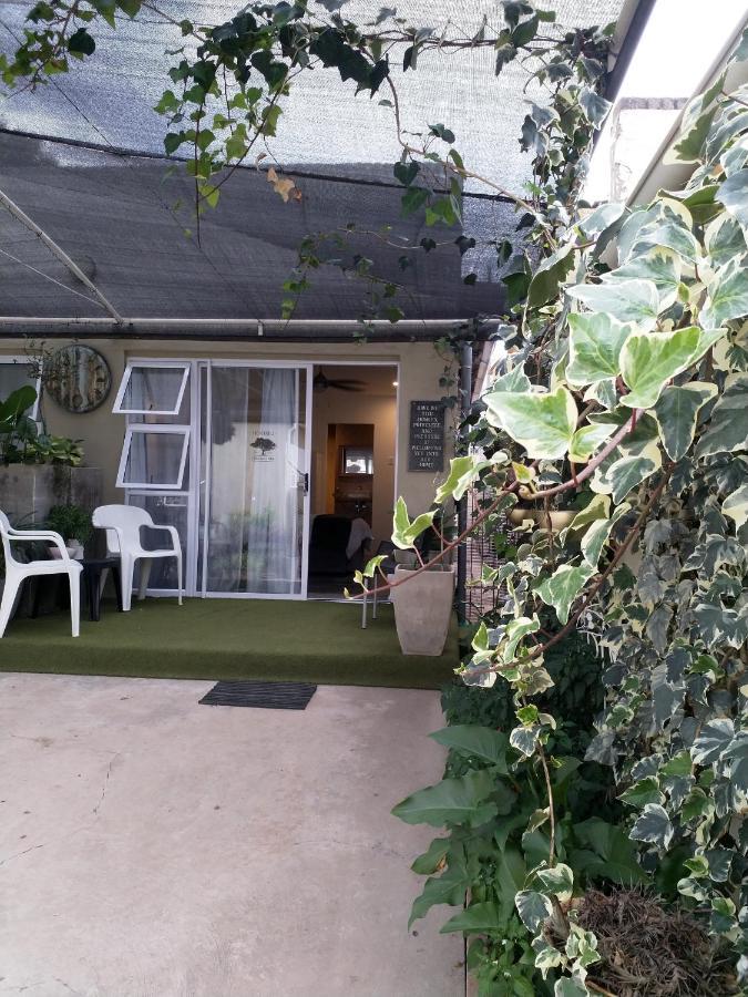 The Oak Treehouse Bnb קווינסטאון מראה חיצוני תמונה
